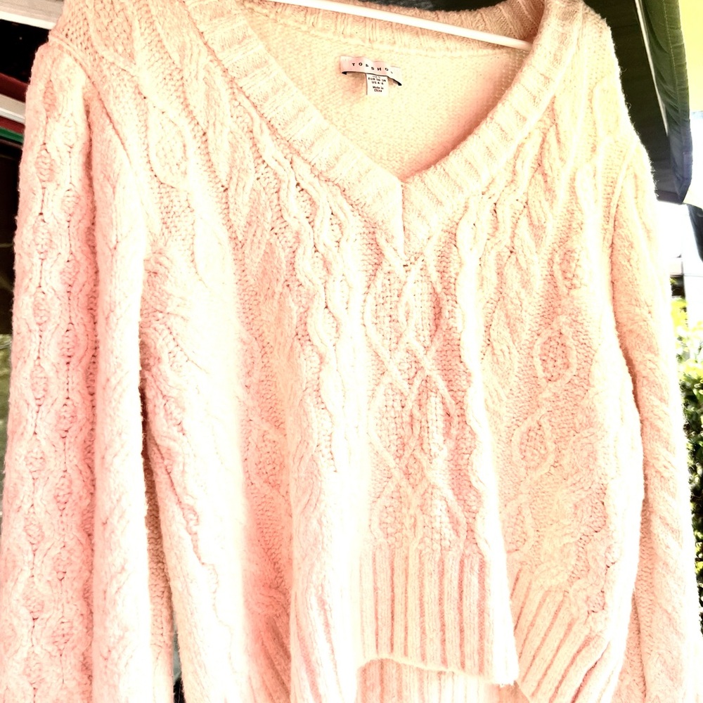 Topshop cream colour Cable V-Neck Sweater